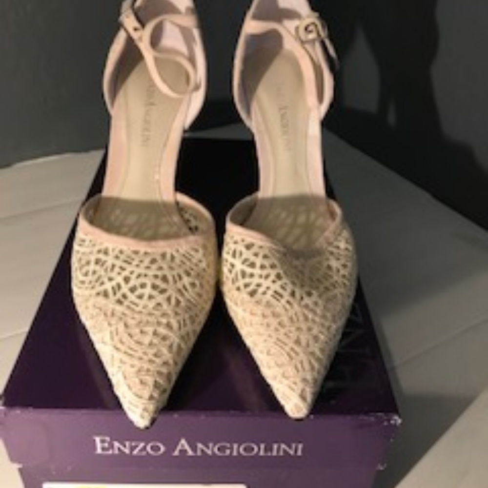 WEDDING HEELS